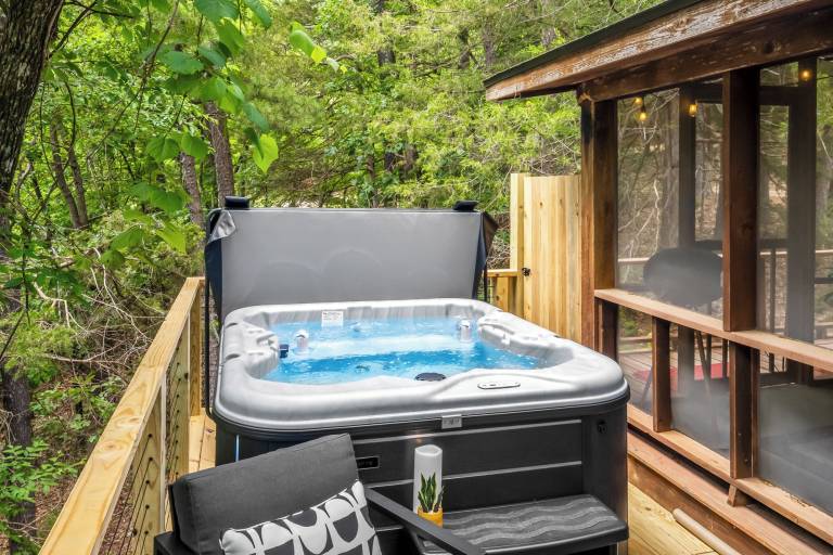 Cabin Eureka Springs