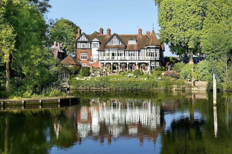 Bed and breakfast  Maidenhead