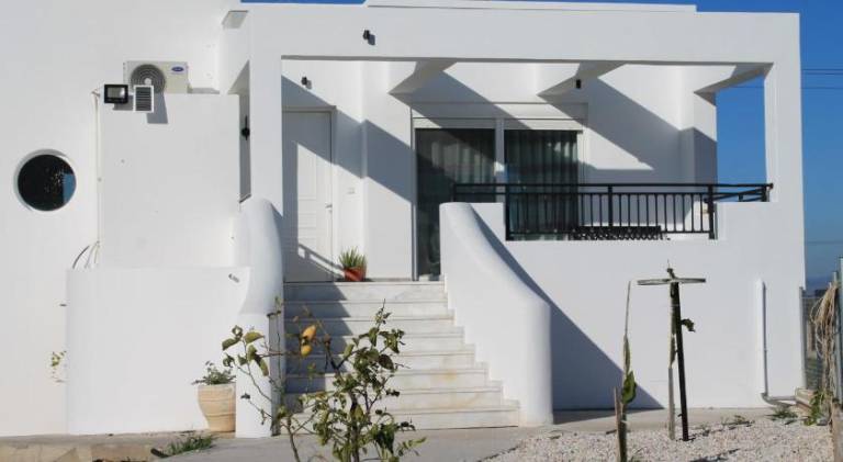 House with garden & patio in Kos