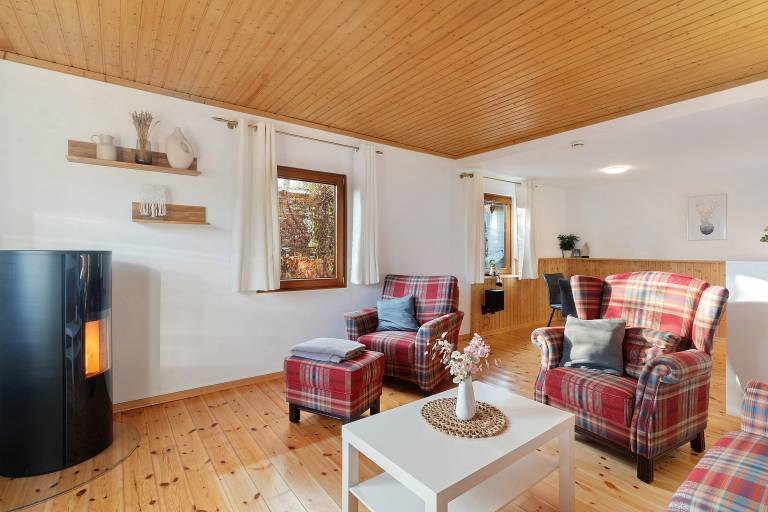 Holiday Home 'Frenkhausener Ruhepol' with Mountain View, Private Terrace & Wi-Fi — photo 5