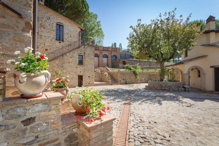 Casale Montone