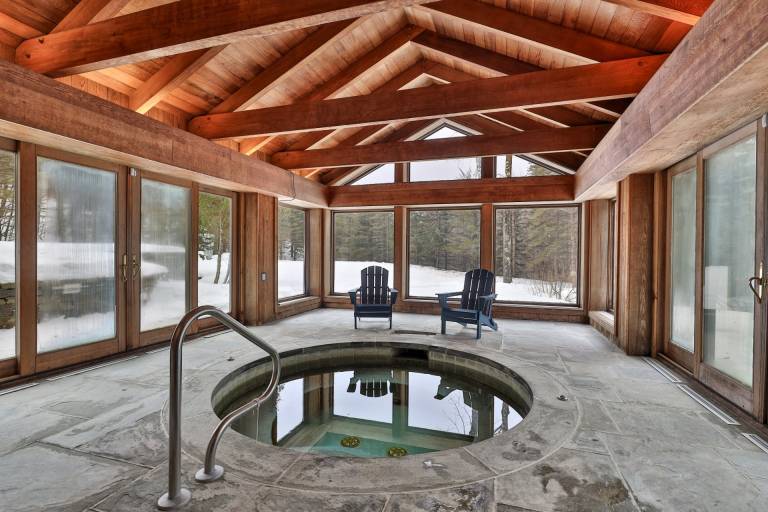 The Mountainside House - Luxury Home in Killington — photo 4