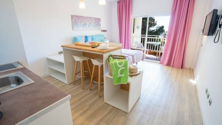 Aparthotel El Arenal