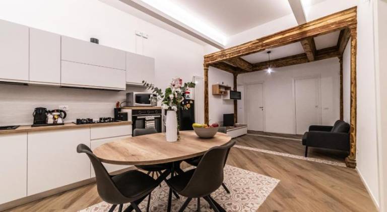 Apartment | Next to Palermo Cathedral in Palermo