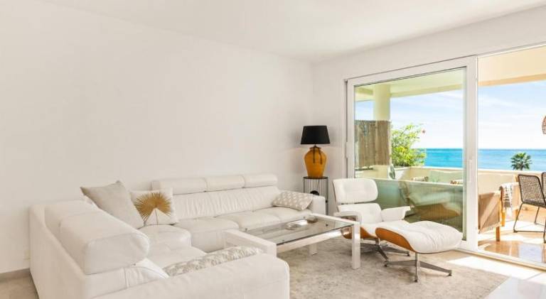 Rental apartment with pool — photo 2