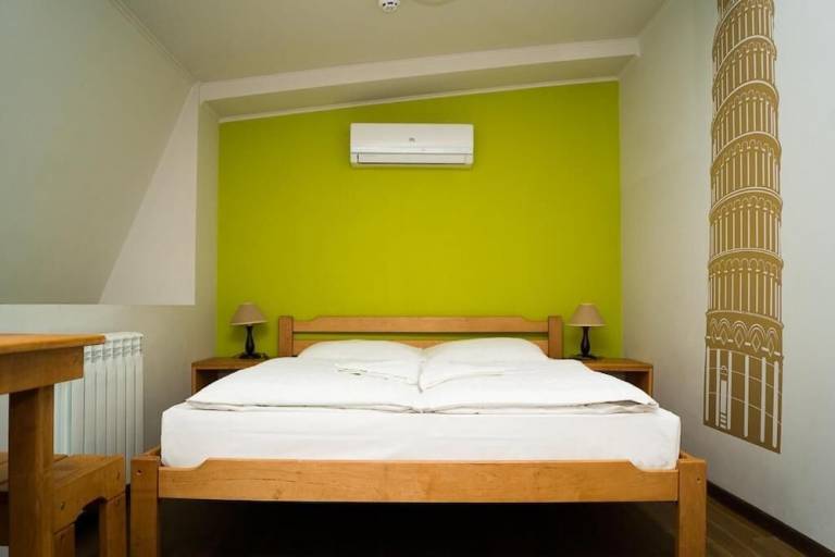 Hostel Podil