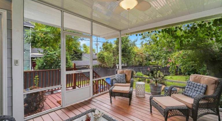 Pleasant vacation home | Dogs allowed in Savannah, GA