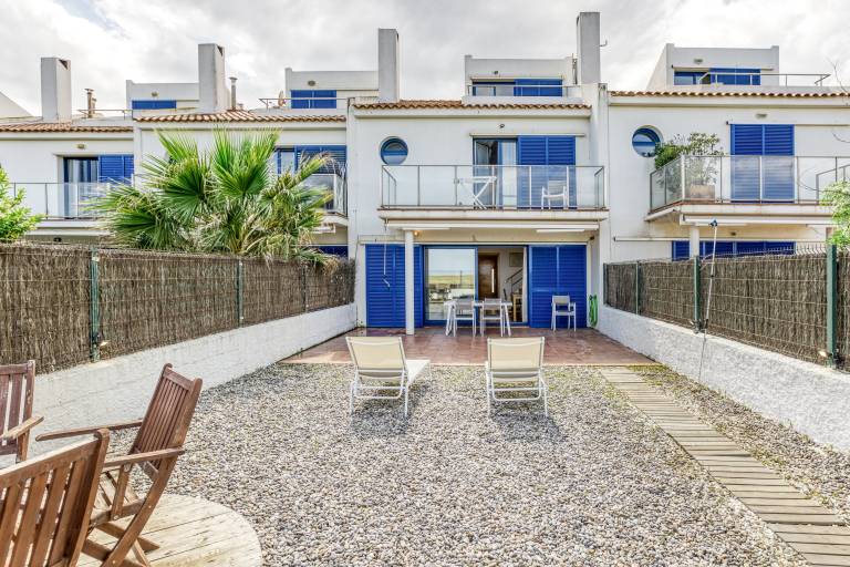 Oasis Premium Costa Brava – Apartment with Garden, Pool, and Beach 50 m Away — photo 3