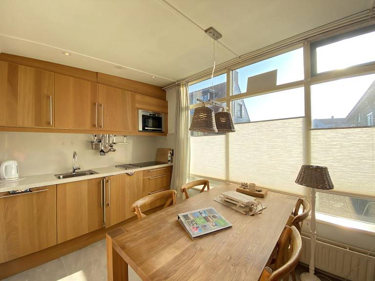 Children-friendly lovely bungalow with terrace & yard | Close to the beach | Pets allowed — photo 4