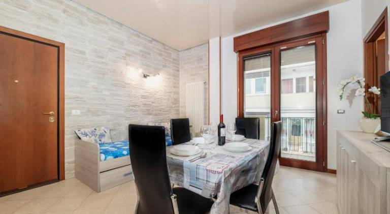 Apartment with 1 room for 4 persons — photo 3