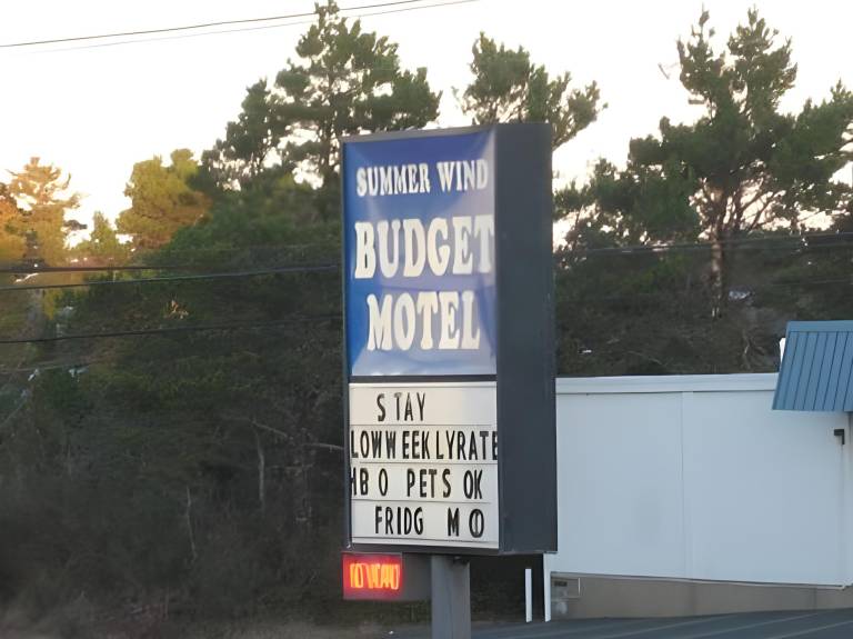 Summer Wind Budget Motel in Newport, OR