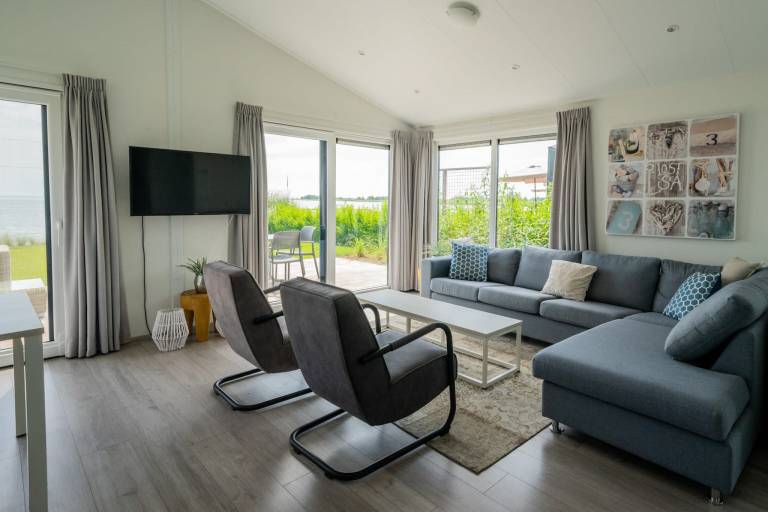 Chalet Bovenkarspel