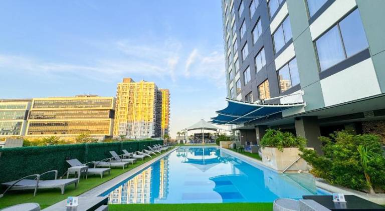 The Bellevue Manila — photo 4