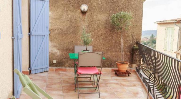 Villa with 2 rooms for 4 persons — photo 4