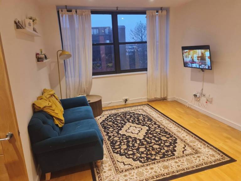 Apartment Romford