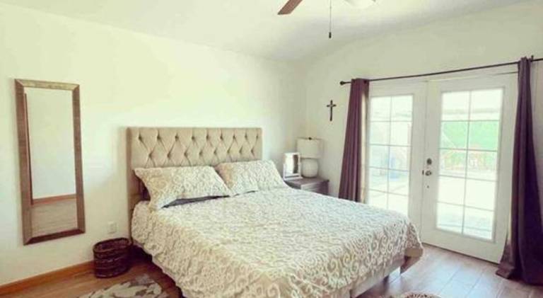 250 m&sup2; Ferienhaus