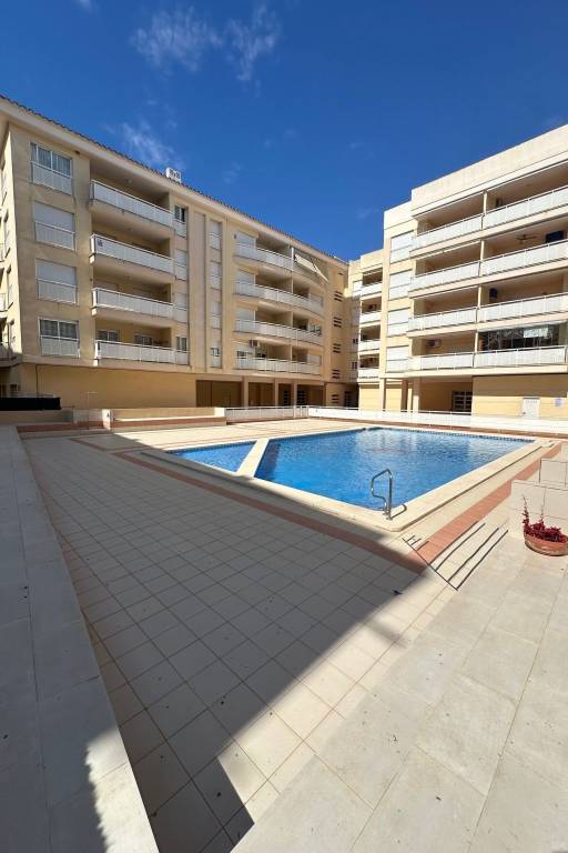 Apartment with pool & terrace — photo 2