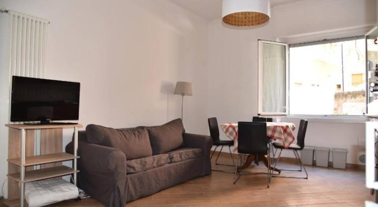 Beautiful holiday apartment | Close to the beach | Pet-friendly in Genoa
