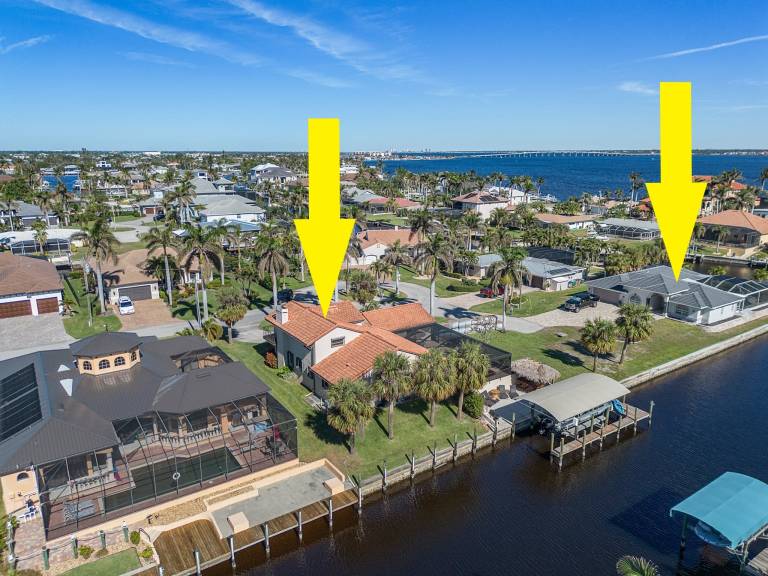 Walk to Yacht Club Beach, Pool, Spa & Gulf Access Waterfront Escape - Cozy Corner - Roelens — photo 2