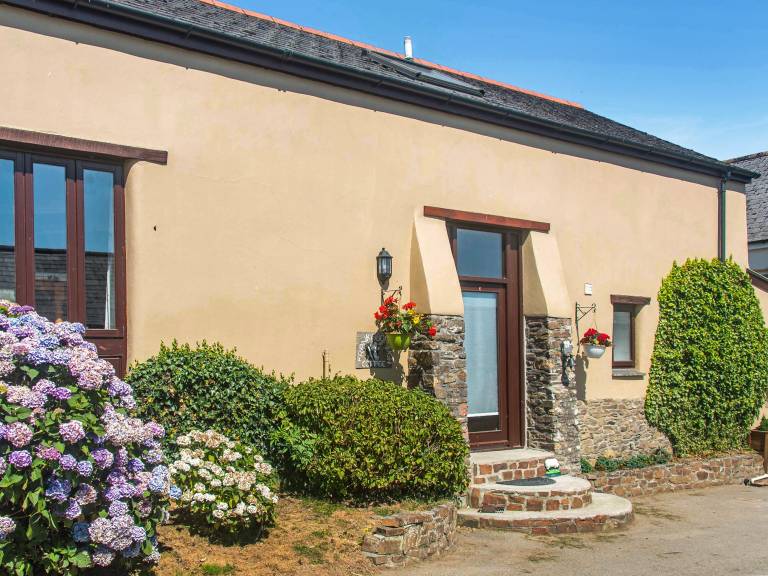 Frankaborough Cottage UK48326