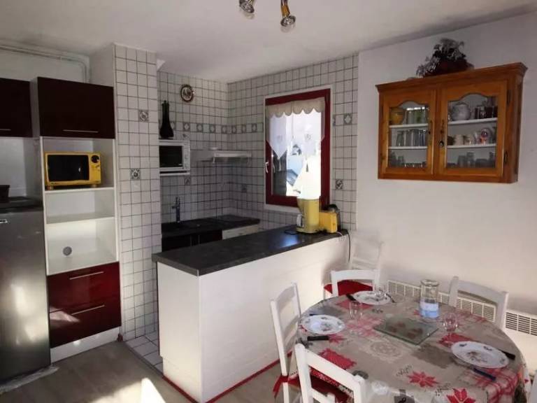 Apartment with 2 rooms for 6 persons — photo 2