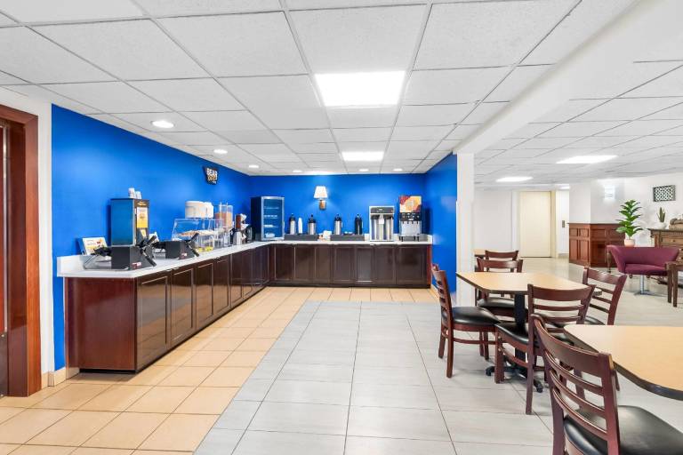 Travelodge by Wyndham Winchester — photo 4