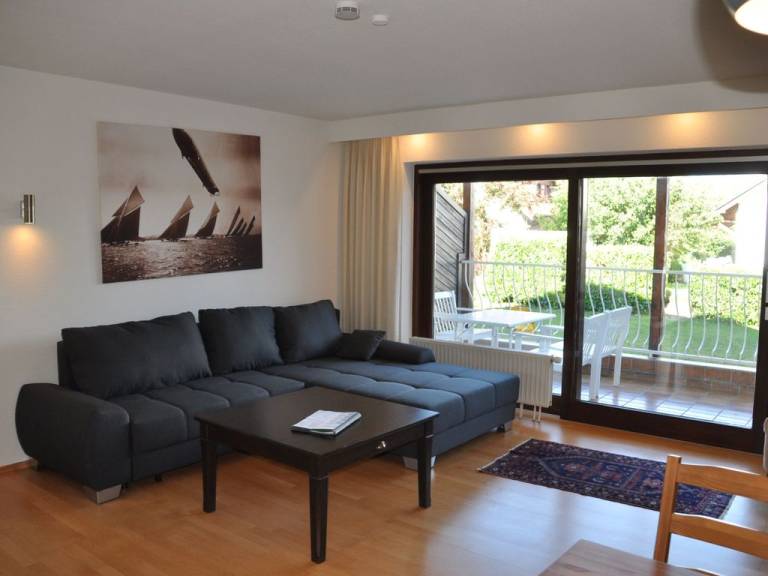 Ferienwohnung mit Hund in Langenargen, Kressbronn am Bodensee für max. 4 Gäste Ferienwohnung mit Hund in Langenargen, Kressbronn am Bodensee für max. 4 Gäste