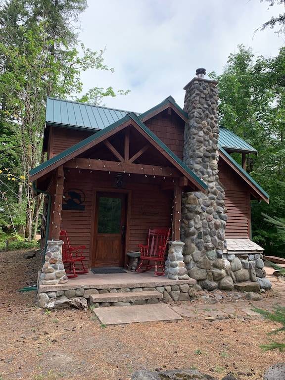 Cabin  Packwood