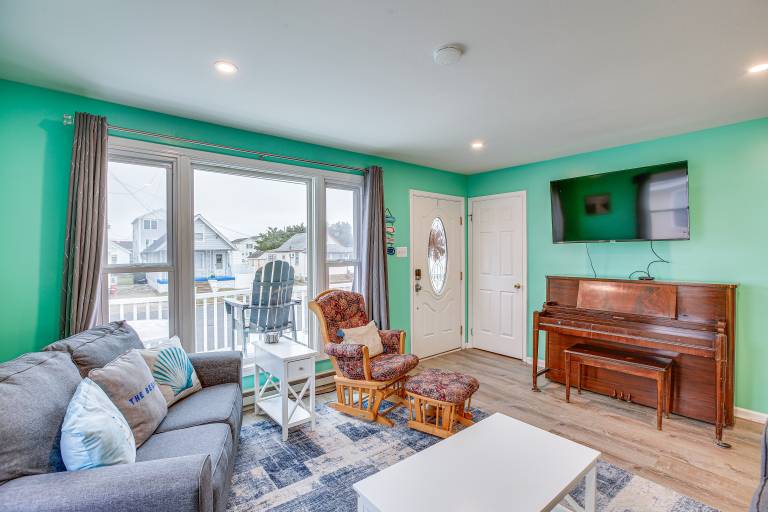 Beach House w/ Private Pool in North Wildwood — photo 3