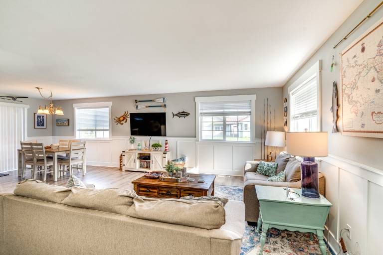 Pet-Friendly Westport Vacation Rental w/ Hot Tub! — photo 4