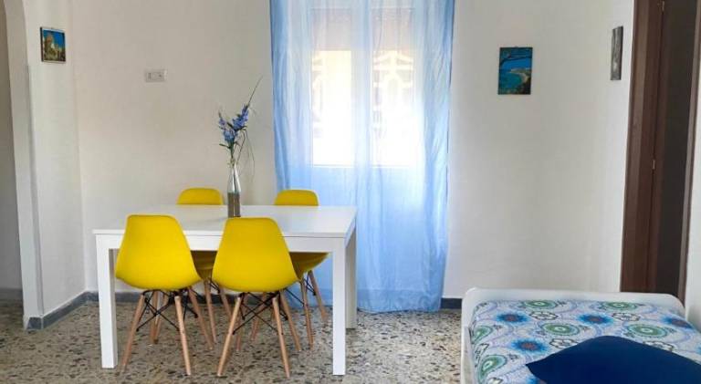 Apartment with terrace & barbeque — photo 2
