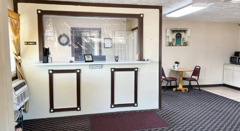 Economy Inn McCook — photo 4