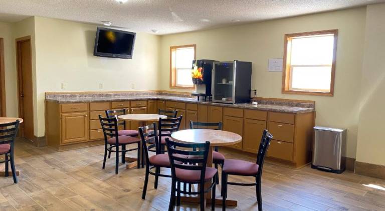 Campus Inn Baraboo — photo 4
