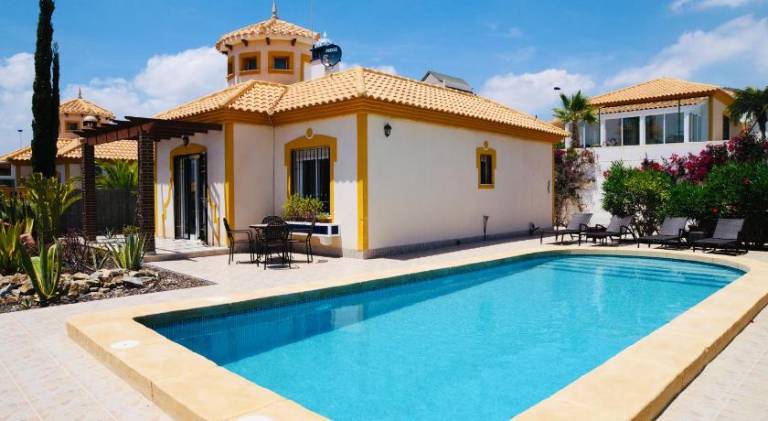 Villa Ensueno with private pool and large garden in Murcia