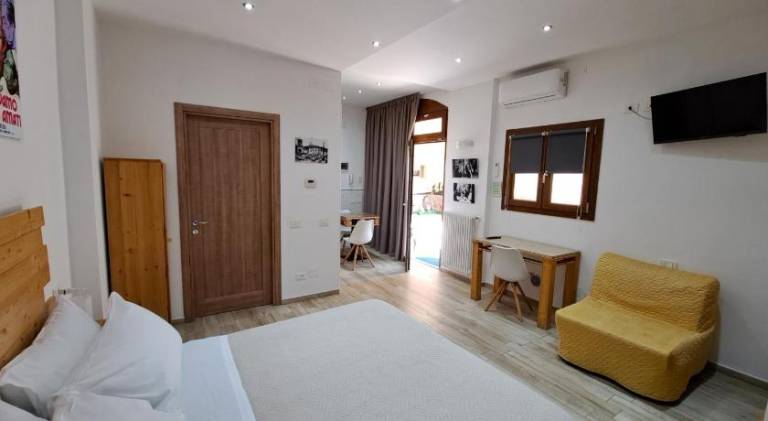 House with 1 room for 2 persons — photo 2