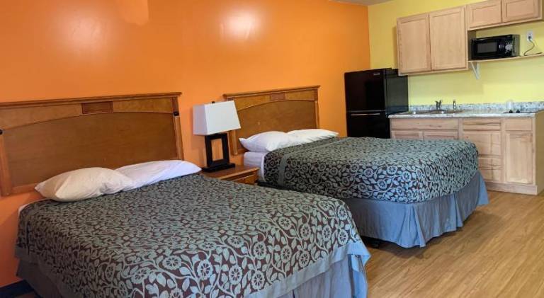 Lariat Motel — photo 2