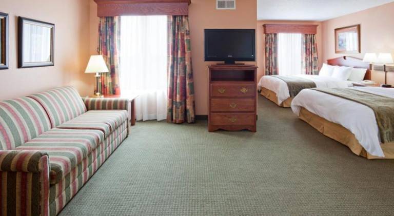 GrandStay Hotel & Suites Downtown Sheboygan — photo 2