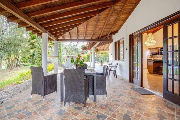 Luxury Villa 2 minutes away from JMC Airport — photo 4