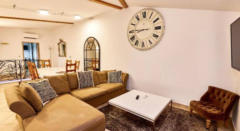 Champagne Andre Bergere & Suites — photo 5