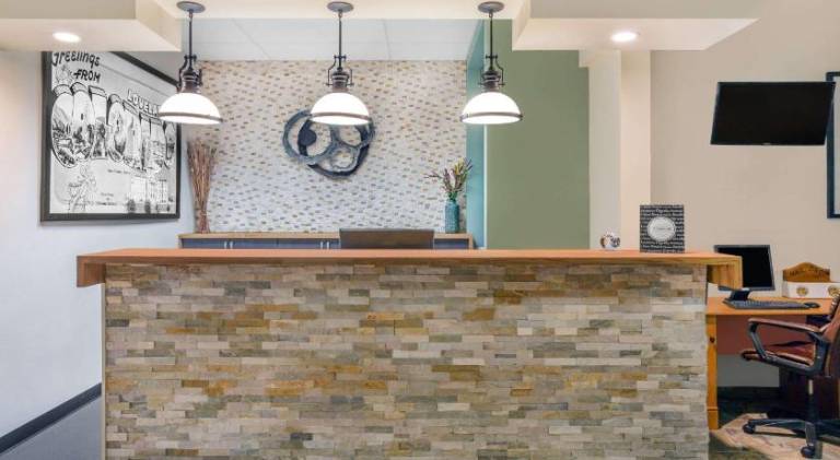Travelodge by Wyndham Loveland/Fort Collins Area — photo 2