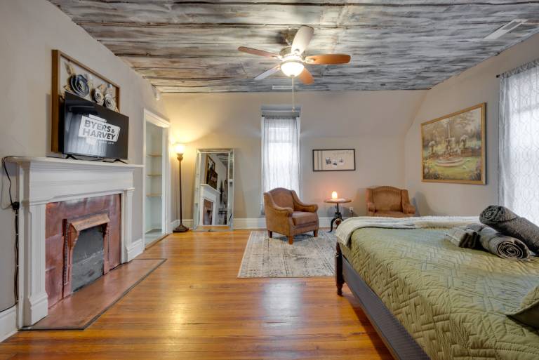 Children-friendly wonderful condo | Pets allowed — photo 3