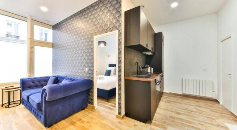 Fully equipped apartment with jacuzzi | Pets are welcome in Paris