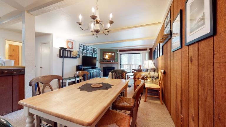 Summit 45 Pet-Friendly, Great Complex Amenities, Walk to Eagle Lodge — photo 2