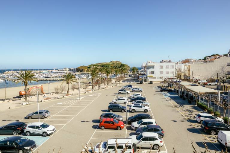 Apart on the Paseo Marítimo '2-3' close to the Beach with Terrace & Wi-Fi — photo 2