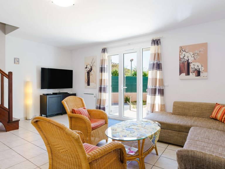 Villa with yard | Next to the beach | Pets allowed — photo 2