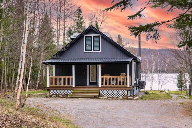 Cabin  Bancroft