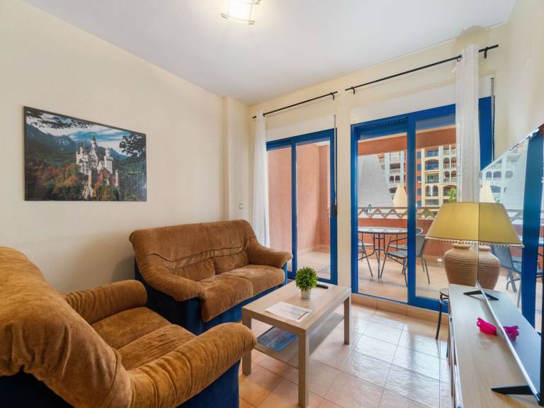Holiday apartment with heated pool & patio — photo 3