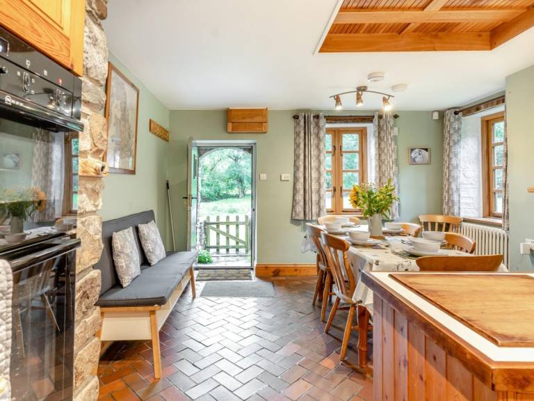 Fully equipped cottage with garden & barbecue | Pets are welcome — photo 5