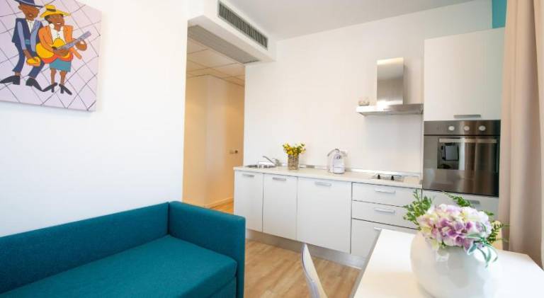 Serviced apartment for 5 persons — photo 4