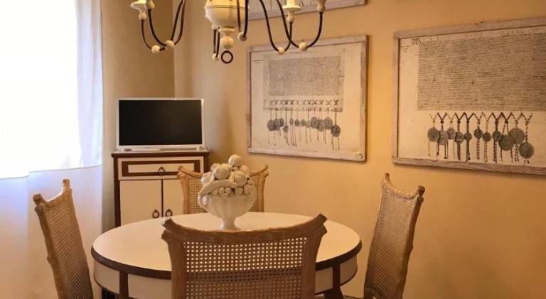 Rental apartment with 2 rooms for 5 persons — photo 3